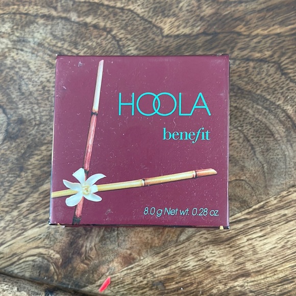 Benefit Hoola Bronzer - Picture 1 of 2